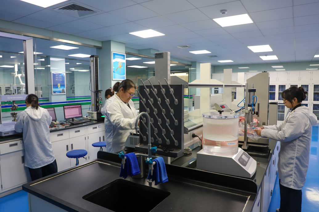 新材料技术研发马力全开，企业全力冲刺“开门红”